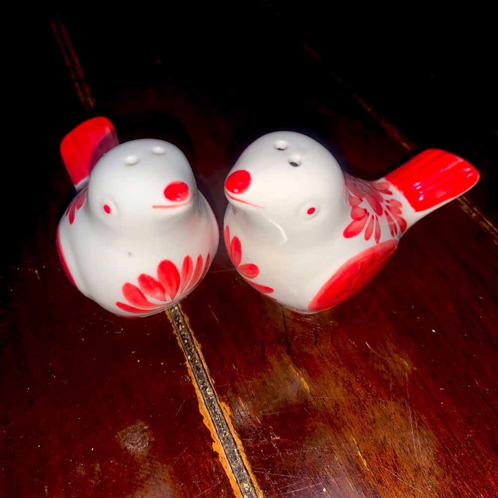 Vintage Birds Flower Salt and Pepper Shakers